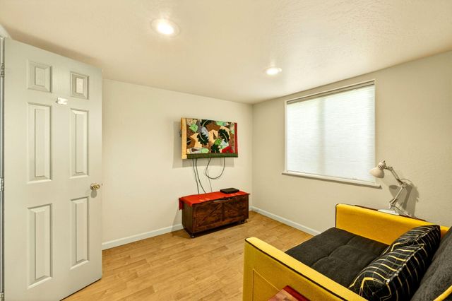 1501 Lithia Way, Talent, OR 97540