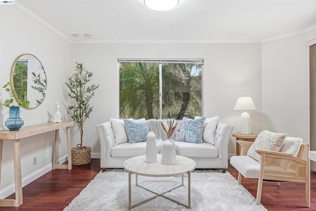 3653 Kamp Dr, Pleasanton, CA 94588