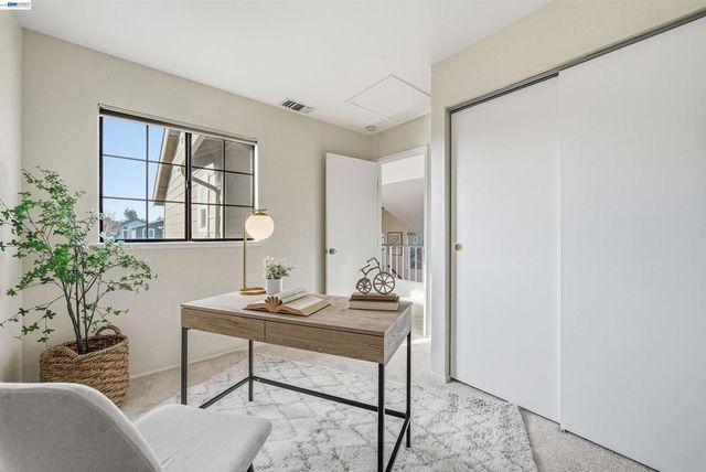 3653 Kamp Dr, Pleasanton, CA 94588