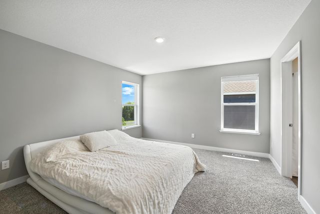 20912 Flanders Way, Farmington, MN 55024