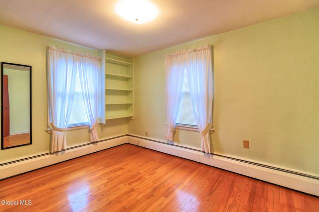 805 Marion Avenue, Schenectady, NY 12303