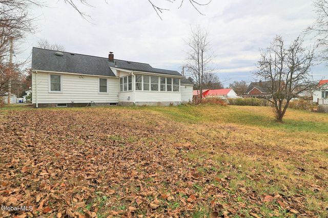 805 Marion Avenue, Schenectady, NY 12303