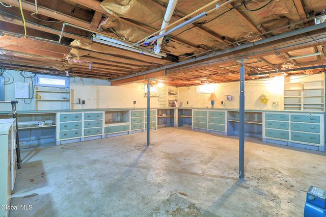 805 Marion Avenue, Schenectady, NY 12303