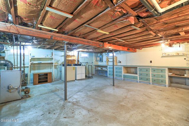 805 Marion Avenue, Schenectady, NY 12303