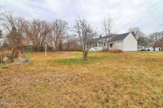 805 Marion Avenue, Schenectady, NY 12303