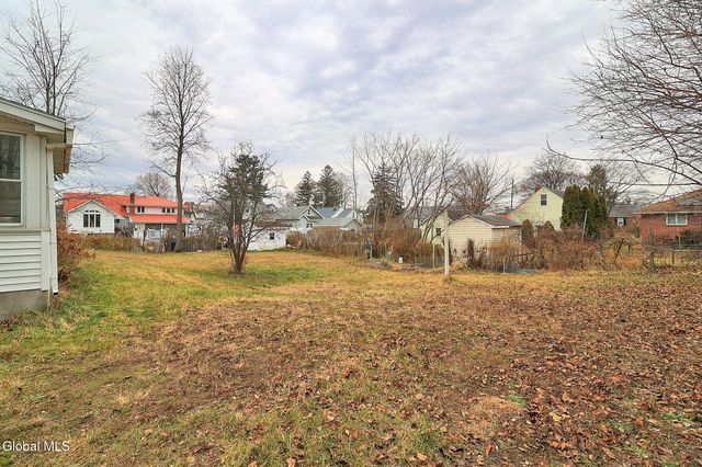 805 Marion Avenue, Schenectady, NY 12303