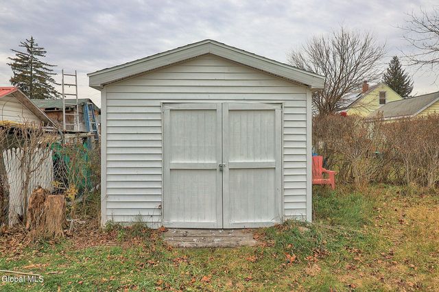 805 Marion Avenue, Schenectady, NY 12303