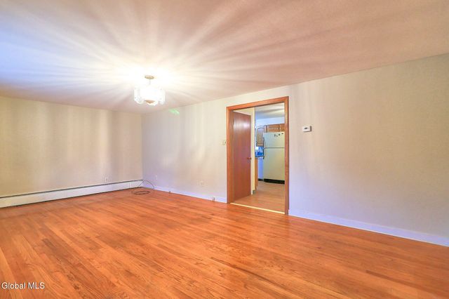 805 Marion Avenue, Schenectady, NY 12303