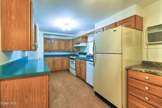 805 Marion Avenue, Schenectady, NY 12303