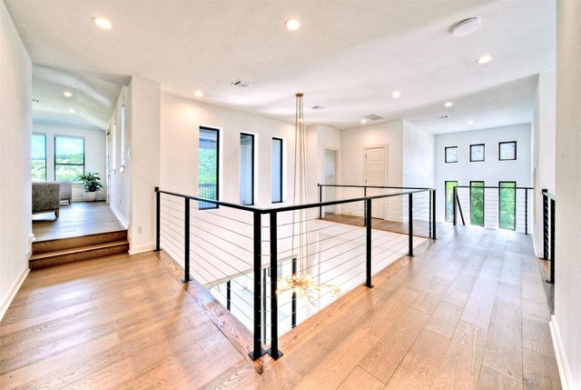 6825 Davenport Divide RD, Austin, TX 78738