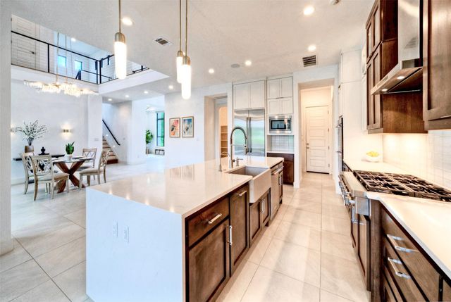 6825 Davenport Divide RD, Austin, TX 78738