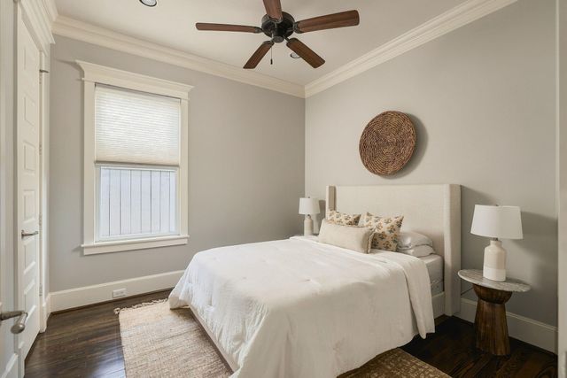 2012 Harvard Street, Houston, TX 77008