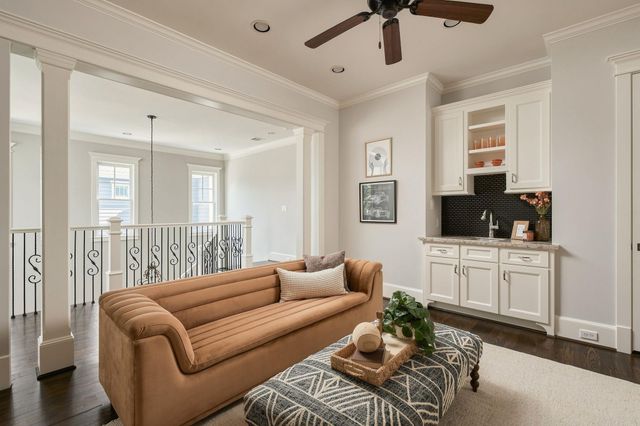 2012 Harvard Street, Houston, TX 77008