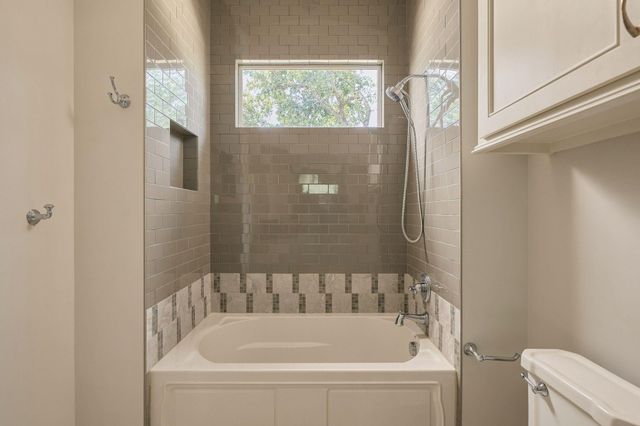 2012 Harvard Street, Houston, TX 77008
