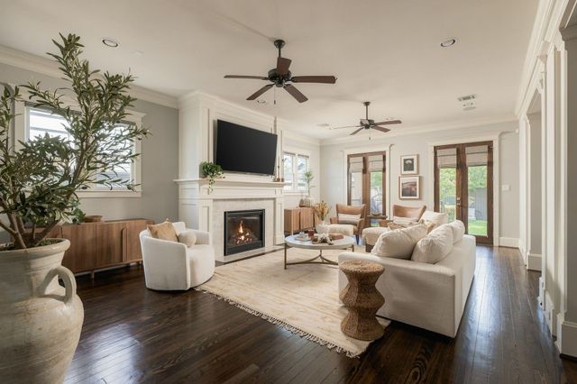 2012 Harvard Street, Houston, TX 77008