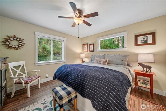 11122 Cole Place, Anderson Island, WA 98303