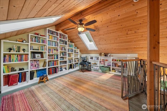 11122 Cole Place, Anderson Island, WA 98303