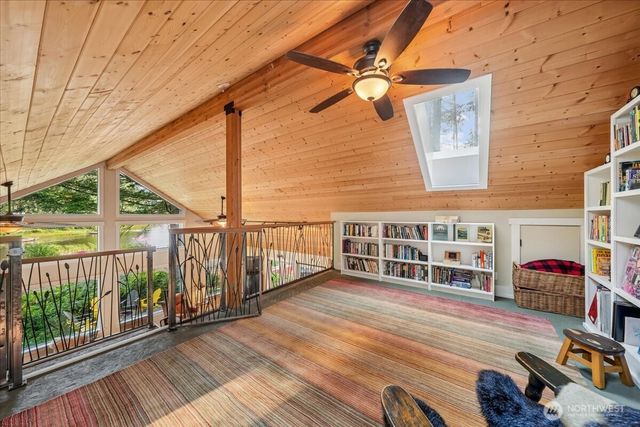 11122 Cole Place, Anderson Island, WA 98303