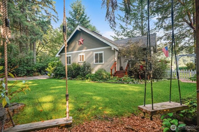 11122 Cole Place, Anderson Island, WA 98303