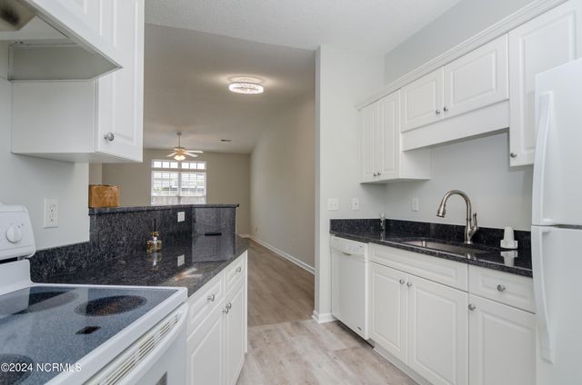 6464 Bradbury Court, Wilmington, NC 28412