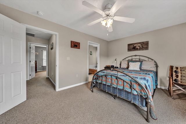 375 Cambridge CT B1, Hardy, VA 24101