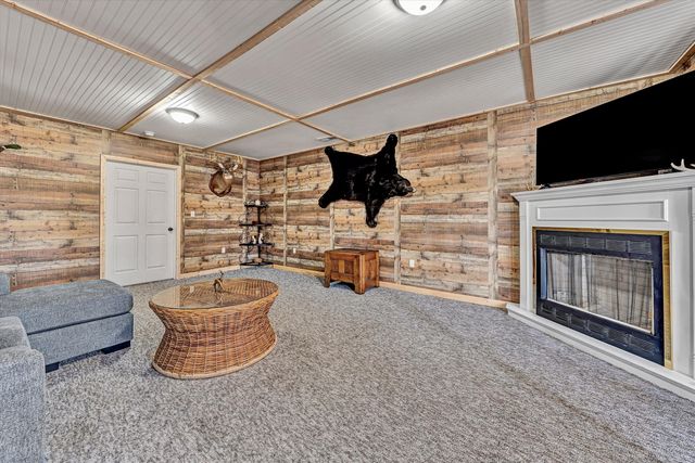 375 Cambridge CT B1, Hardy, VA 24101