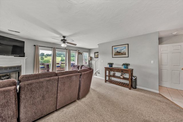 375 Cambridge CT B1, Hardy, VA 24101