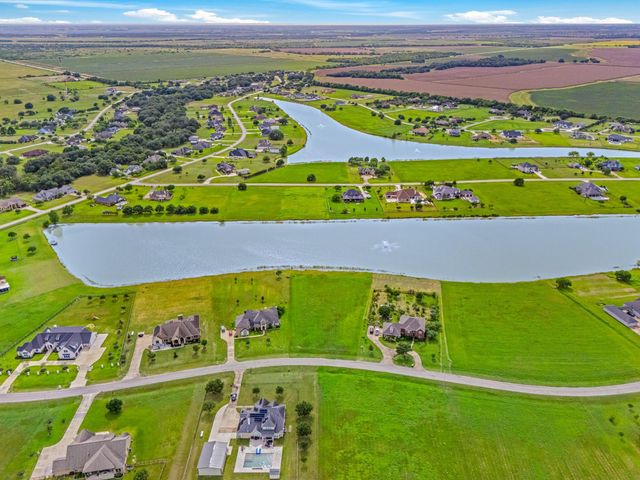 6011 Brazos Lakes Drive, Richmond, TX 77469