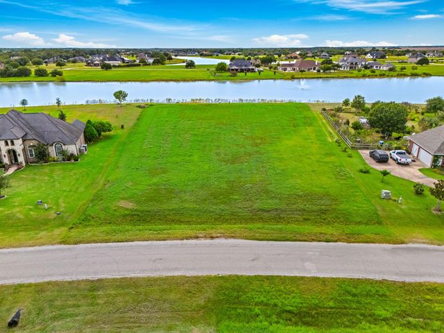 6011 Brazos Lakes Drive, Richmond, TX 77469