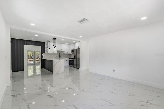 1413 MAY STREET, Lutz, FL 33548