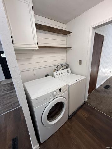 51272 Bittersweet Road, Granger, IN 46530