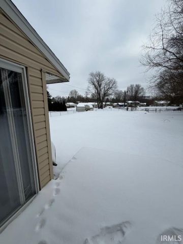 51272 Bittersweet Road, Granger, IN 46530