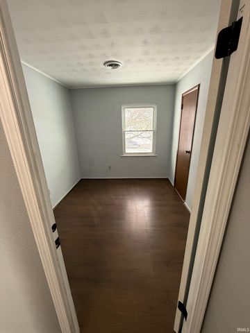 51272 Bittersweet Road, Granger, IN 46530