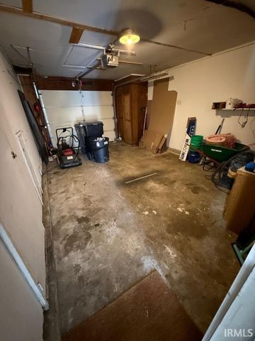 51272 Bittersweet Road, Granger, IN 46530