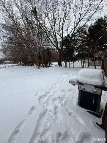 51272 Bittersweet Road, Granger, IN 46530