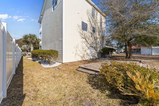 2009 Hillside Dr. S, North Myrtle Beach, SC 29582