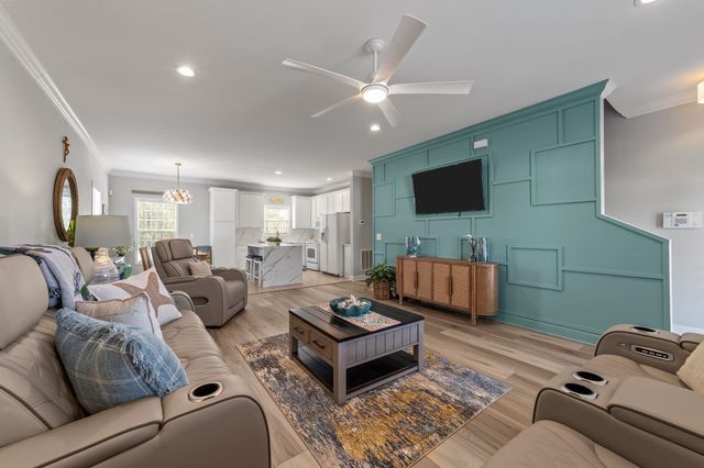 2009 Hillside Dr. S, North Myrtle Beach, SC 29582