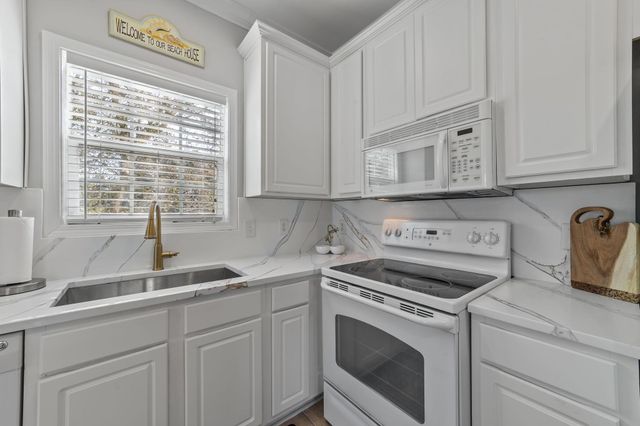 2009 Hillside Dr. S, North Myrtle Beach, SC 29582