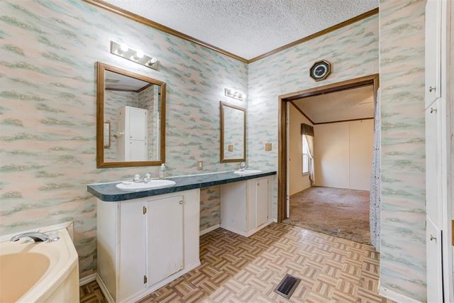 18261 SE 180th Avenue, Norman, OK 73026