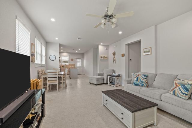 1217 Red Hills Drive, Rosharon, TX 77583