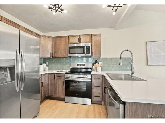 10343 Robb Ct, Westminster, CO 80021