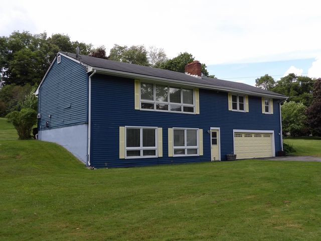 18 Piedmont Drive, Rutland City, VT 05701