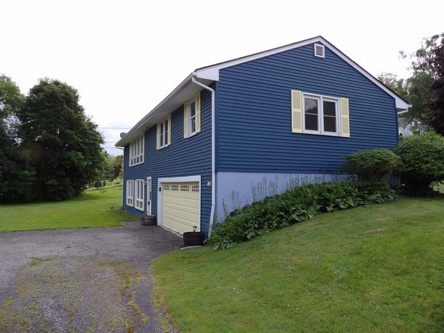 18 Piedmont Drive, Rutland City, VT 05701