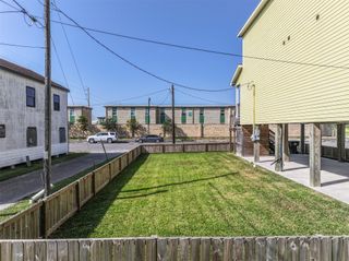 614 38th Street, Galveston, TX 77550
