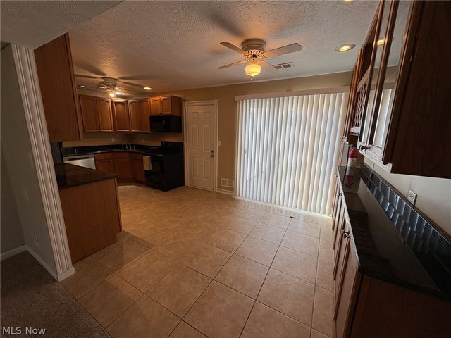 4245 Bennington Boulevard, Brunswick, OH 44212