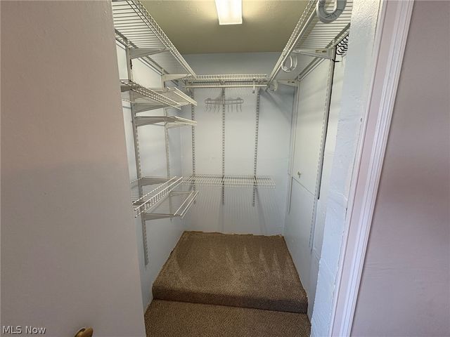 4245 Bennington Boulevard, Brunswick, OH 44212