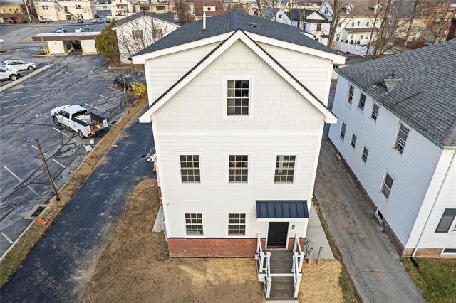 9 Lagrange Avenue APT 2, Poughkeepsie, NY 12603