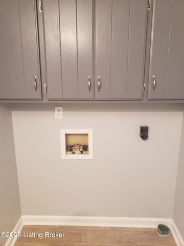 102 E Florence Ave, Louisville, KY 40214