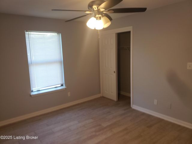 102 E Florence Ave, Louisville, KY 40214