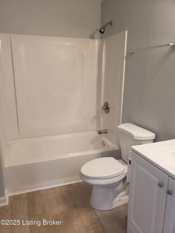 102 E Florence Ave, Louisville, KY 40214